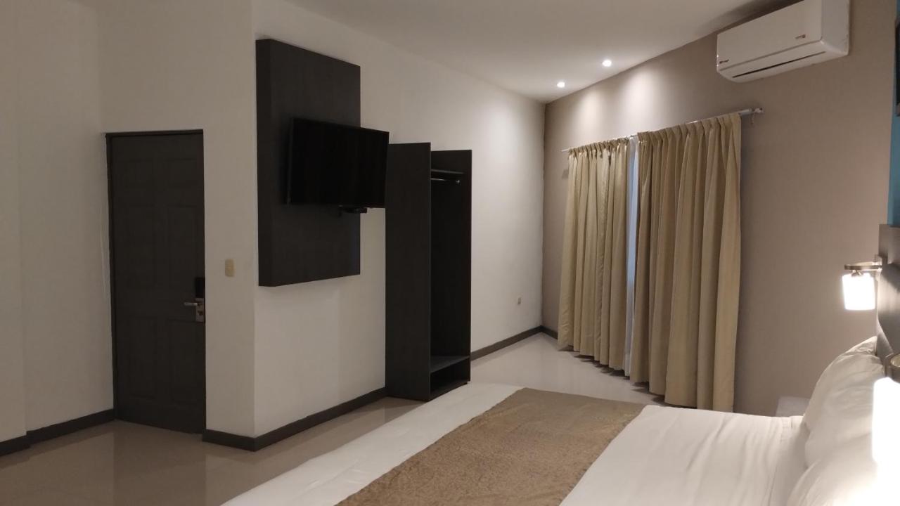 Hotel El Rancho Sabinas Hidalgo Екстер'єр фото